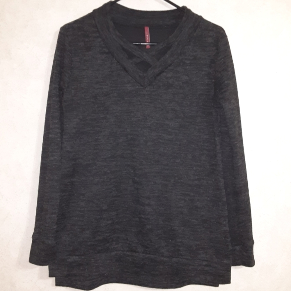 SZ L BELLAMIE LONG SLEEVED TOP